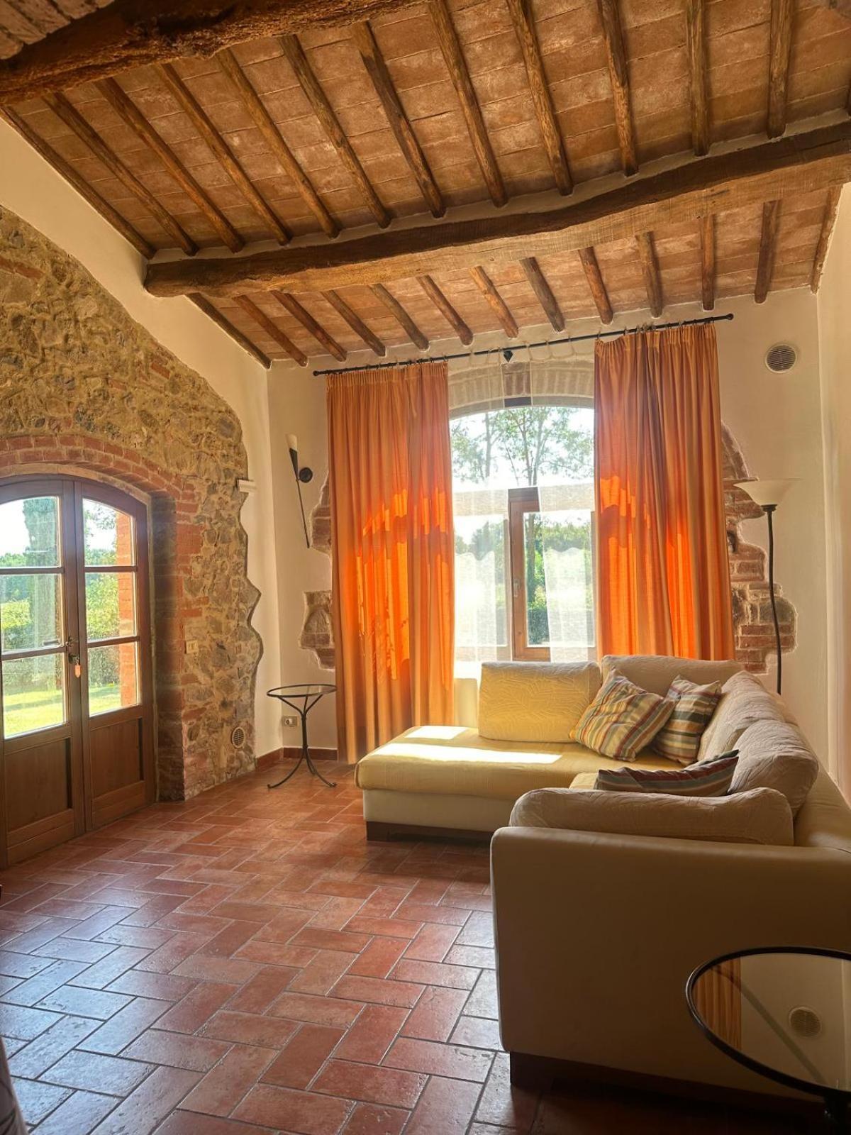 Agriturismo La Peschiera Casole dʼElsa Exterior foto