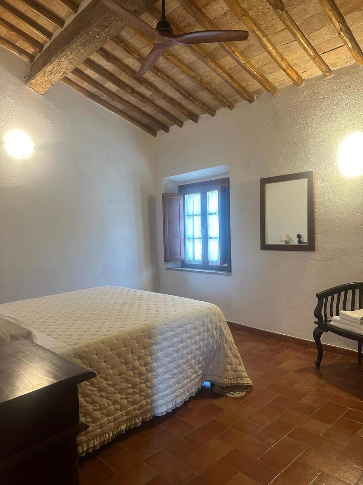 Agriturismo La Peschiera Casole dʼElsa Exterior foto