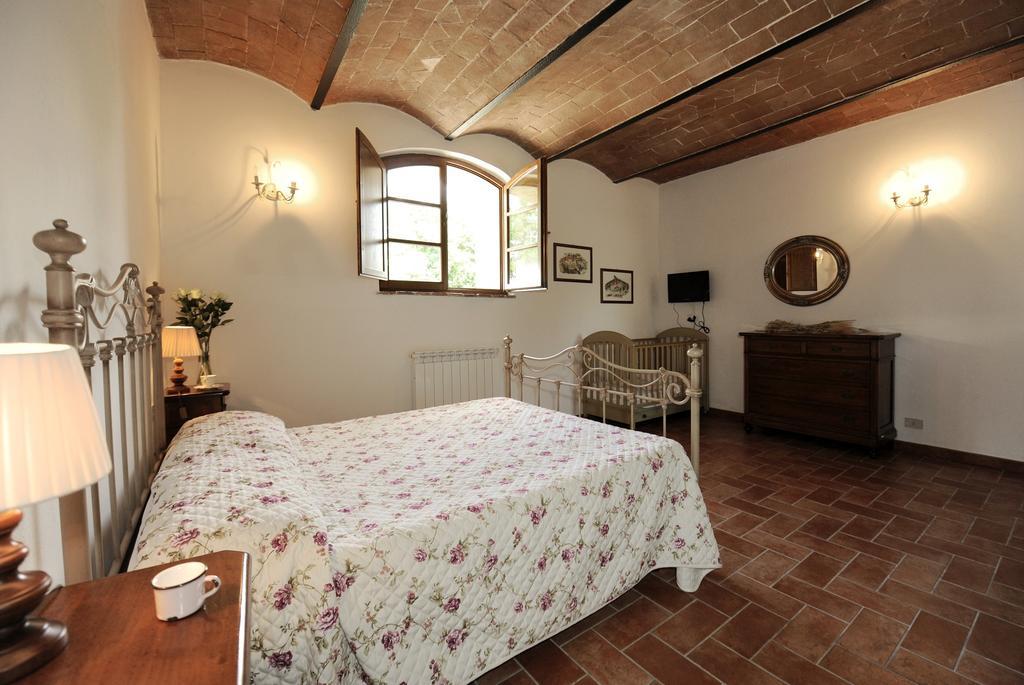 Agriturismo La Peschiera Casole dʼElsa Exterior foto